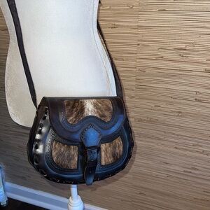 100% leather & cowhide brown leather purse crossbody handmade from Peru new